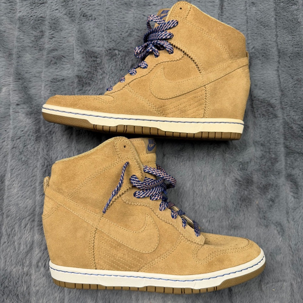 Nike Dunk Sky High Wheat Suede Wedge Sneakers Tan 528899-201 Womens 11